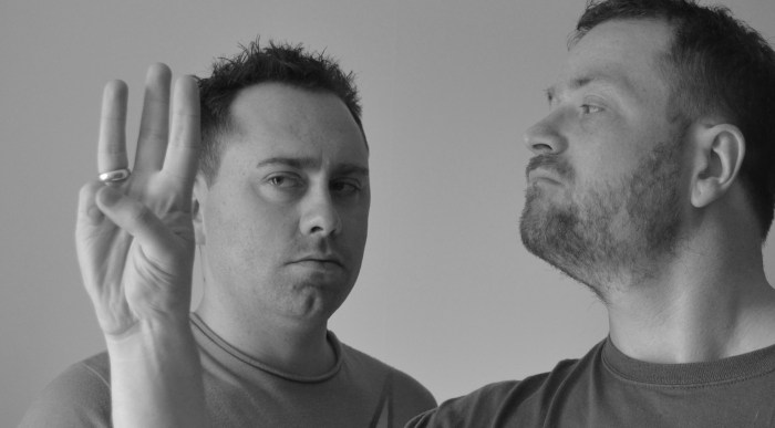 andy-avery-as-hamlet-with-si-lloyd-as-osric-copy